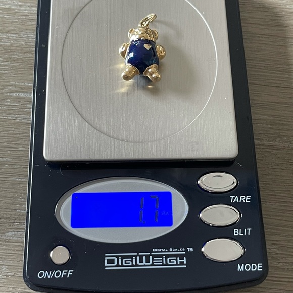 14kt Gold Charm Bear - Picture 2 of 6